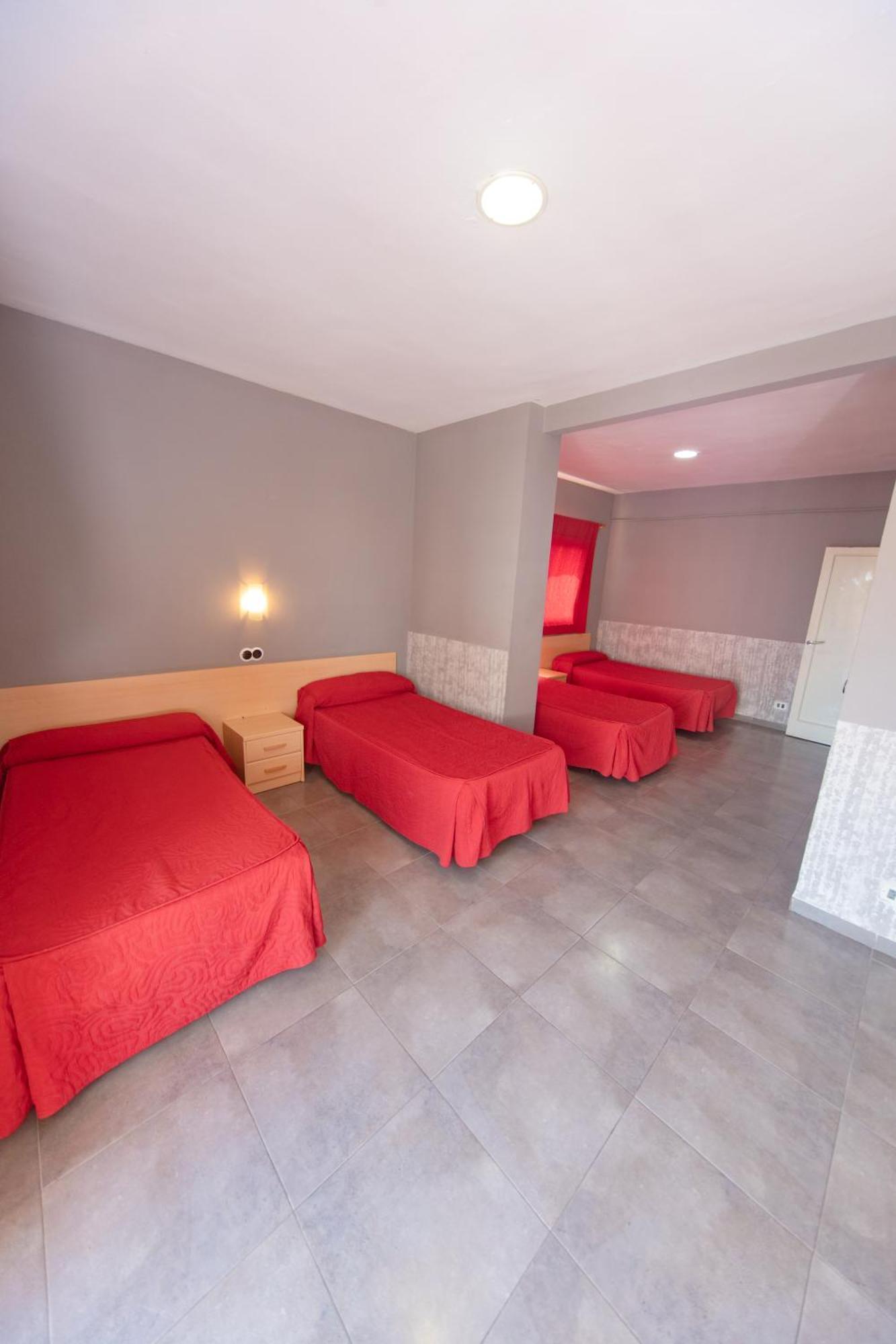 Hostal Virginia Favareta Exteriér fotografie